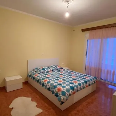 Si-ri Apartment *